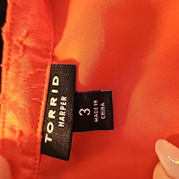 Torrid sZ 3 3x coral burnout Harper blouse - Picture 4 of 7